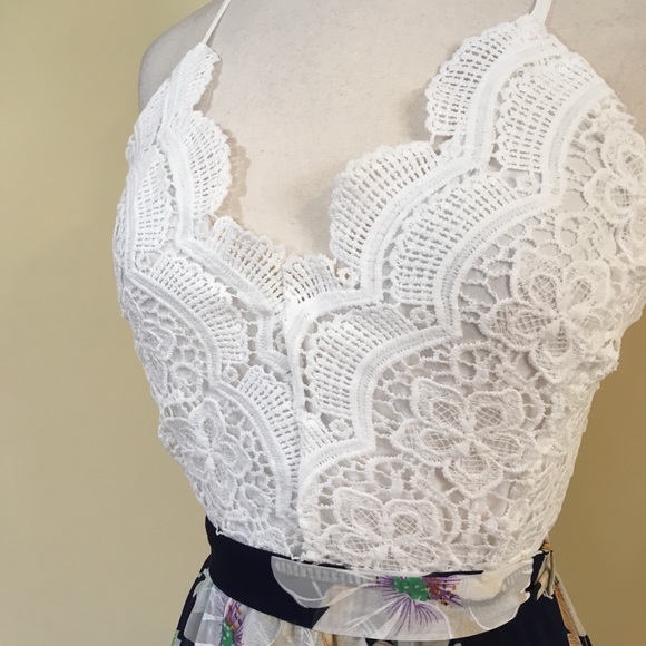 Strappy Backless Lace Bodice Floral Chiffon Dress - Picture 4 of 5